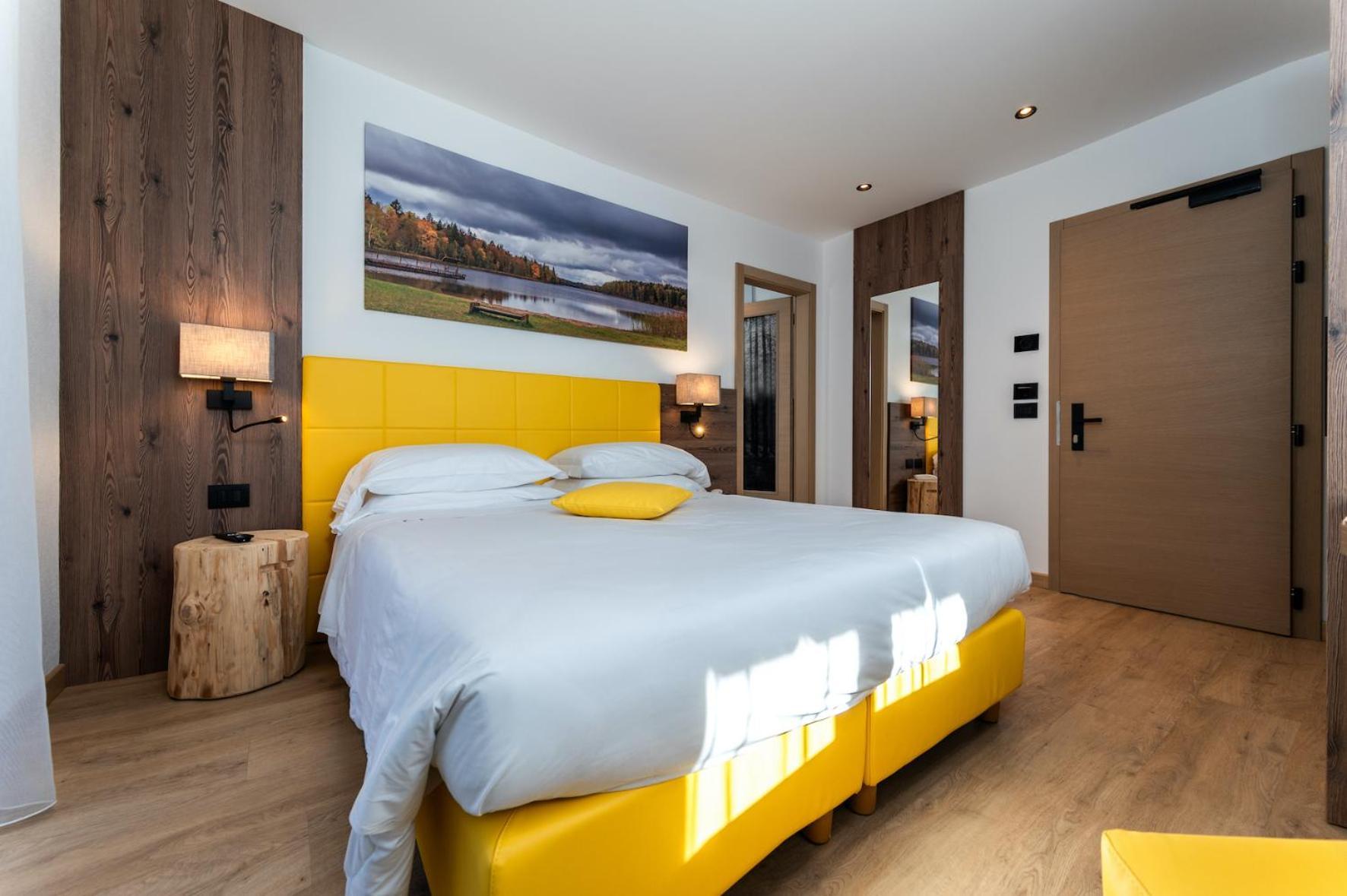 Hotel Mary Поцца-ди-Фасса Экстерьер фото